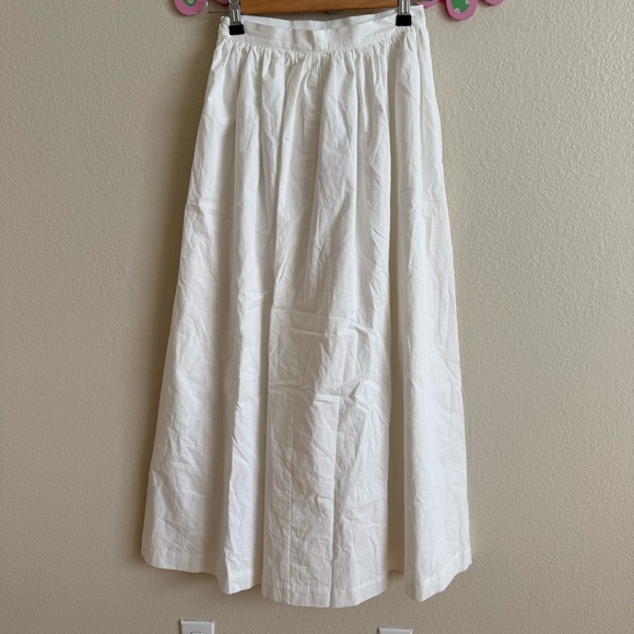 Perfect Stranger Elegant White A-Line Women's Skirt Size 6 - Picture 5 of 10
